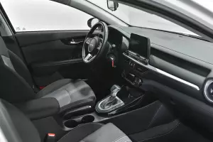 Kia  6