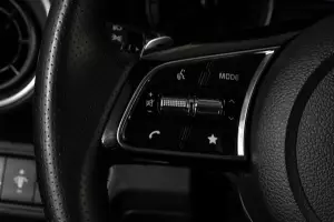 Kia  11