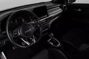Kia  6