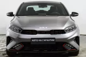 Kia  23