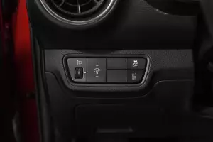 Kia  13