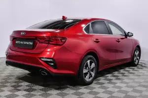 Kia  3