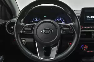 Kia  8