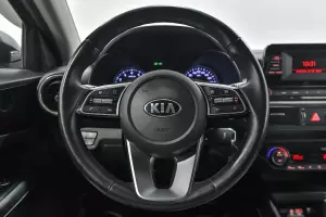 Kia  7