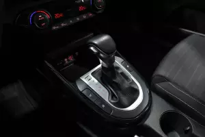 Kia  9