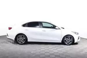 Kia  17