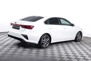 Kia  16