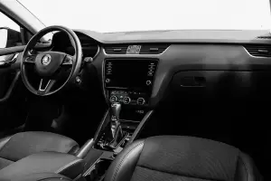 Skoda  8