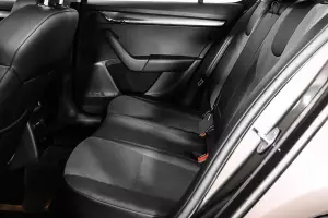 Skoda  9
