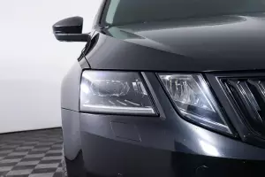 Skoda  1