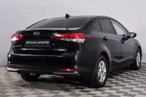 Kia  4