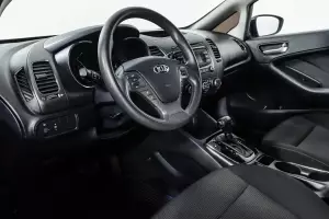Kia  8