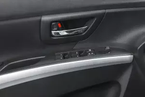 Suzuki  10
