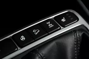 Hyundai  10