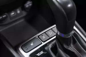 Hyundai  9