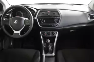 Suzuki  6
