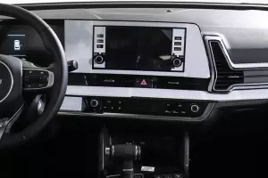 Kia  9