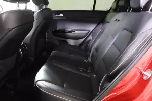 Kia  11