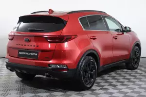Kia  4