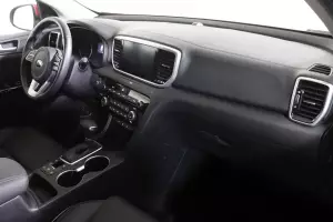 Kia  8