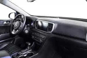 Kia  11
