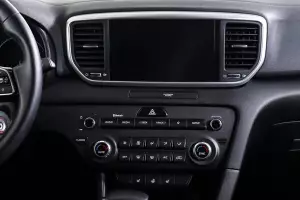 Kia  12