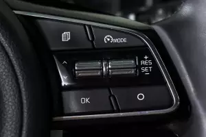 Kia  15