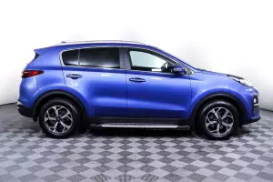 Kia  3