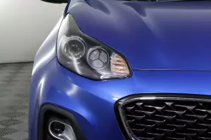 Kia  8