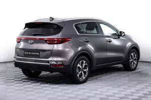 Kia  4