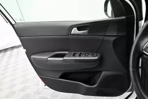 Kia  11