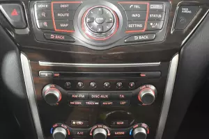 Nissan  11