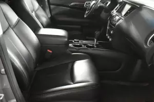Nissan  9