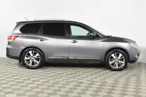 Nissan  20