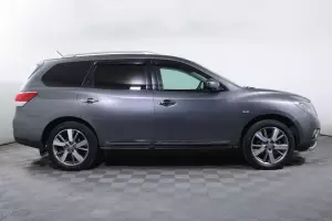 Nissan  3
