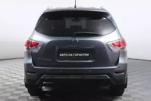 Nissan  5