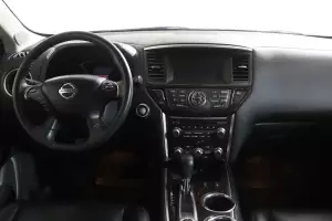 Nissan  7