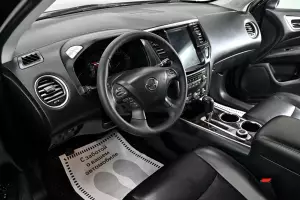 Nissan  4