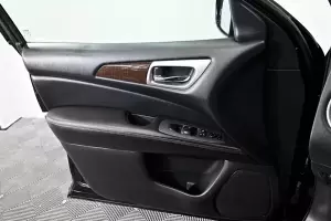 Nissan  7