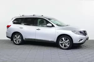 Nissan  3