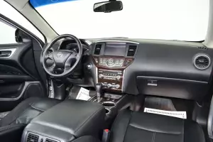 Nissan  7