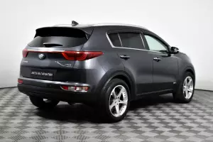 Kia  4