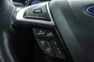 Ford  10