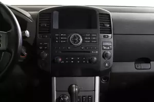 Nissan  9