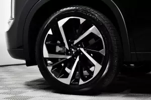 Mitsubishi  7
