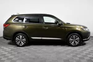 Mitsubishi  3