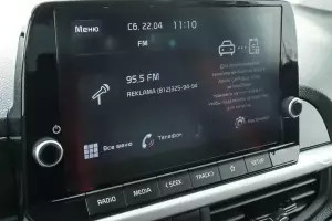 Kia  9