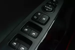 Kia  4