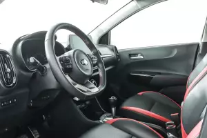 Kia  12