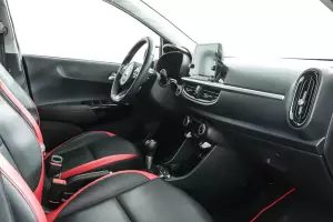 Kia  11